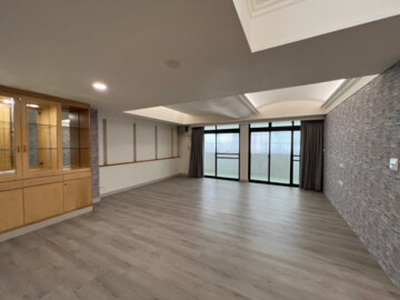 樂屋_玄泰富帝(全興區)待售房屋 玄泰富帝(全興區)待售房屋