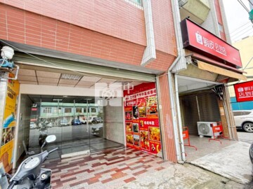 4萬林森路店面 - Image 1