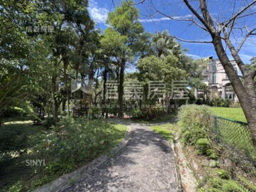 瓏山林公寓區待售房屋