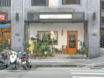 忠孝誠藝待售房屋