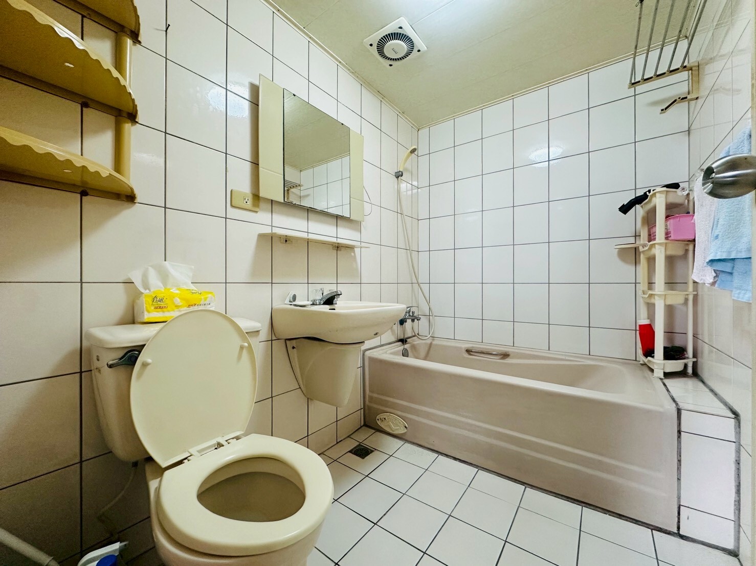 樂屋_台中市南屯區凱撒風景園邸待售房屋 台中市南屯區凱撒風景園邸待售房屋