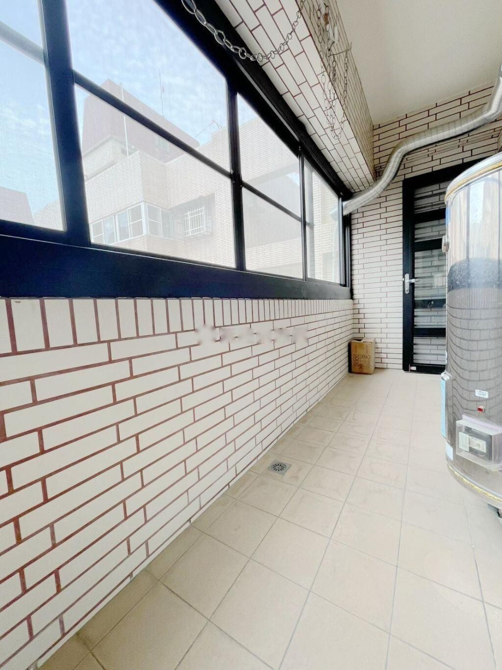 高雄市楠梓區國王碧廈待售房屋