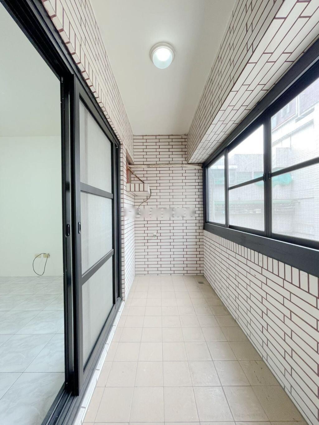 高雄市楠梓區國王碧廈待售房屋