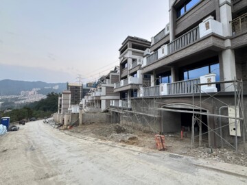 湯泉綠中海待售房屋