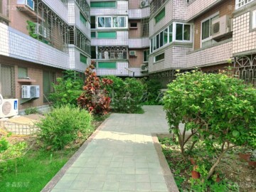 玉山藏富2待售房屋