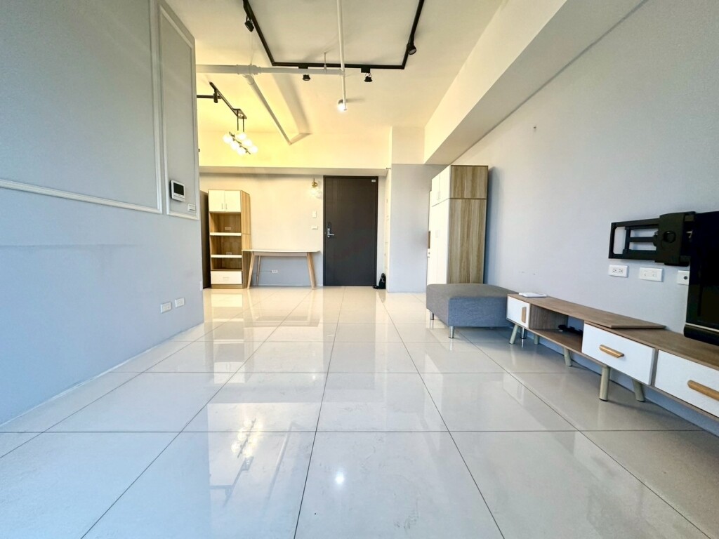 樂屋_高雄市仁武區太子雲極待售房屋 高雄市仁武區太子雲極待售房屋