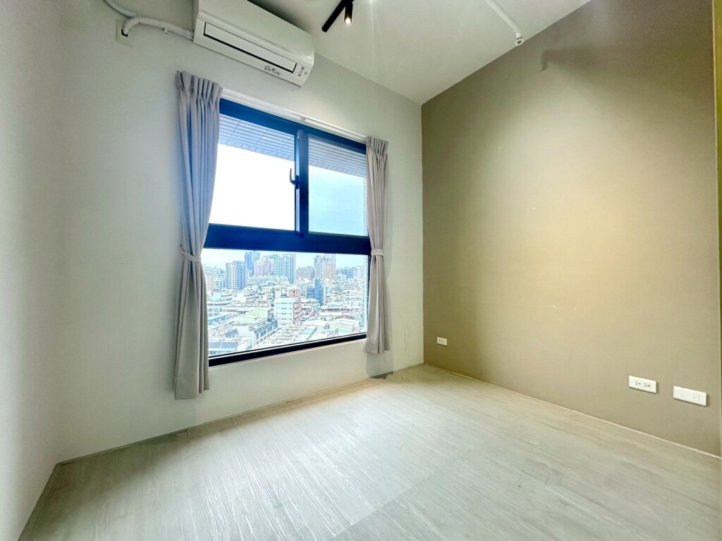 樂屋_高雄市仁武區太子雲極待售房屋 高雄市仁武區太子雲極待售房屋