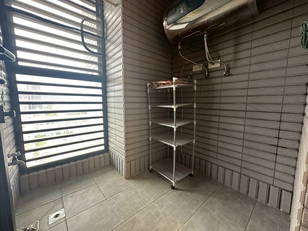 樂屋_高雄市仁武區太子雲極待售房屋 高雄市仁武區太子雲極待售房屋
