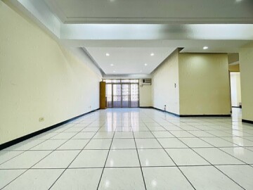 百川新歐洲華廈區待售房屋