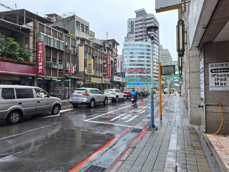 台北橋捷運辦公大樓