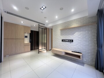 京沅綻待售房屋