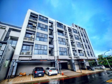 富達安高坪二十七街401巷透天待售房屋