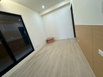 甲山林帝景5號待售房屋