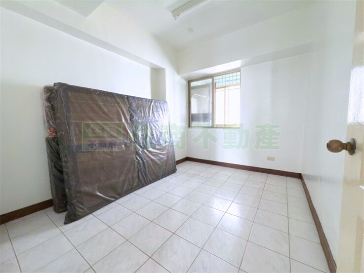 樂屋_台中市西屯區俊國萬里星座日座待售房屋 台中市西屯區俊國萬里星座日座待售房屋