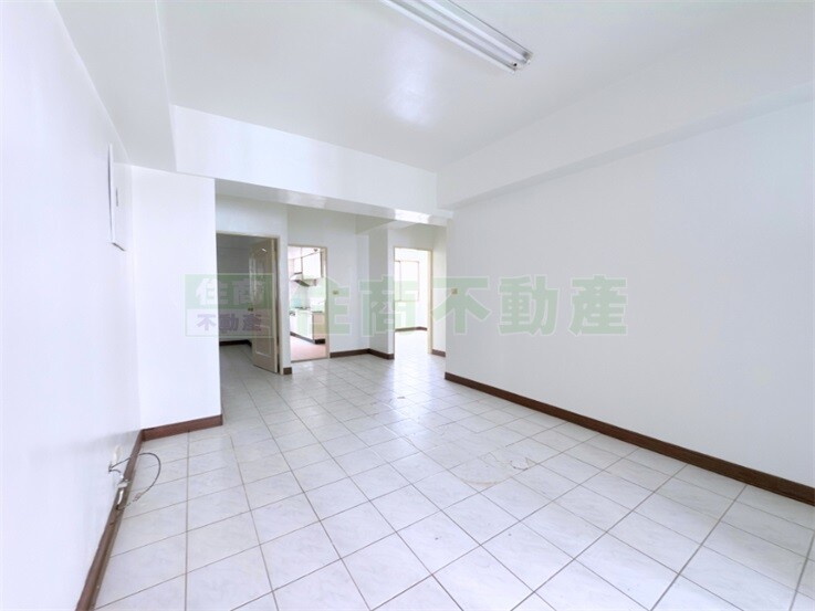 樂屋_台中市西屯區俊國萬里星座日座待售房屋 台中市西屯區俊國萬里星座日座待售房屋