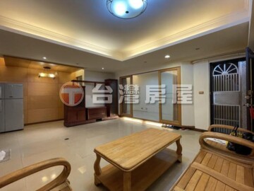 東方帝國待售房屋