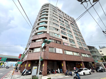 湯堡溫泉行館待售房屋