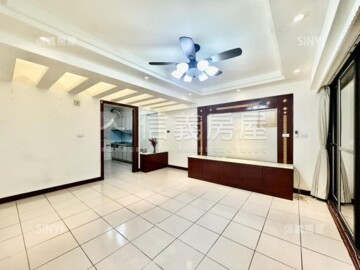 華宮庭園待售房屋