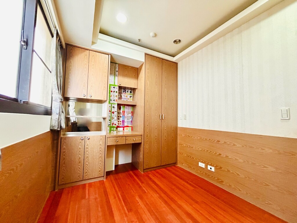樂屋_高雄市楠梓區龍騰天御待售房屋 高雄市楠梓區龍騰天御待售房屋