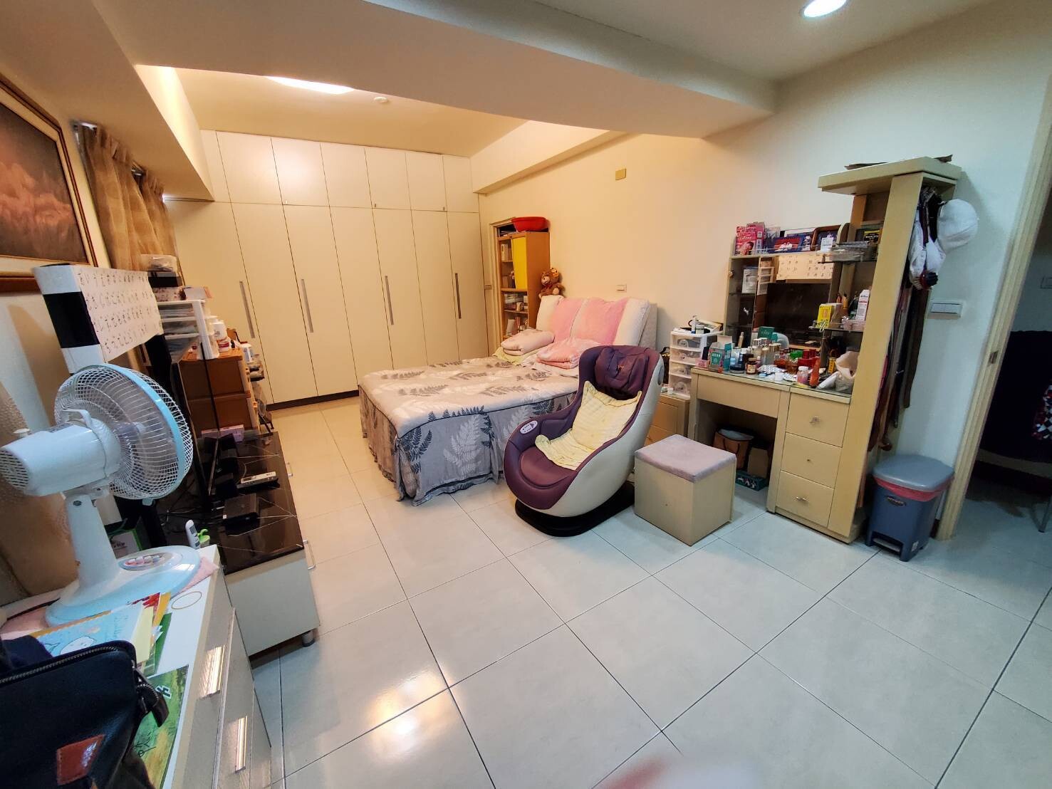 高雄市左營區保固龍華新廈待售房屋