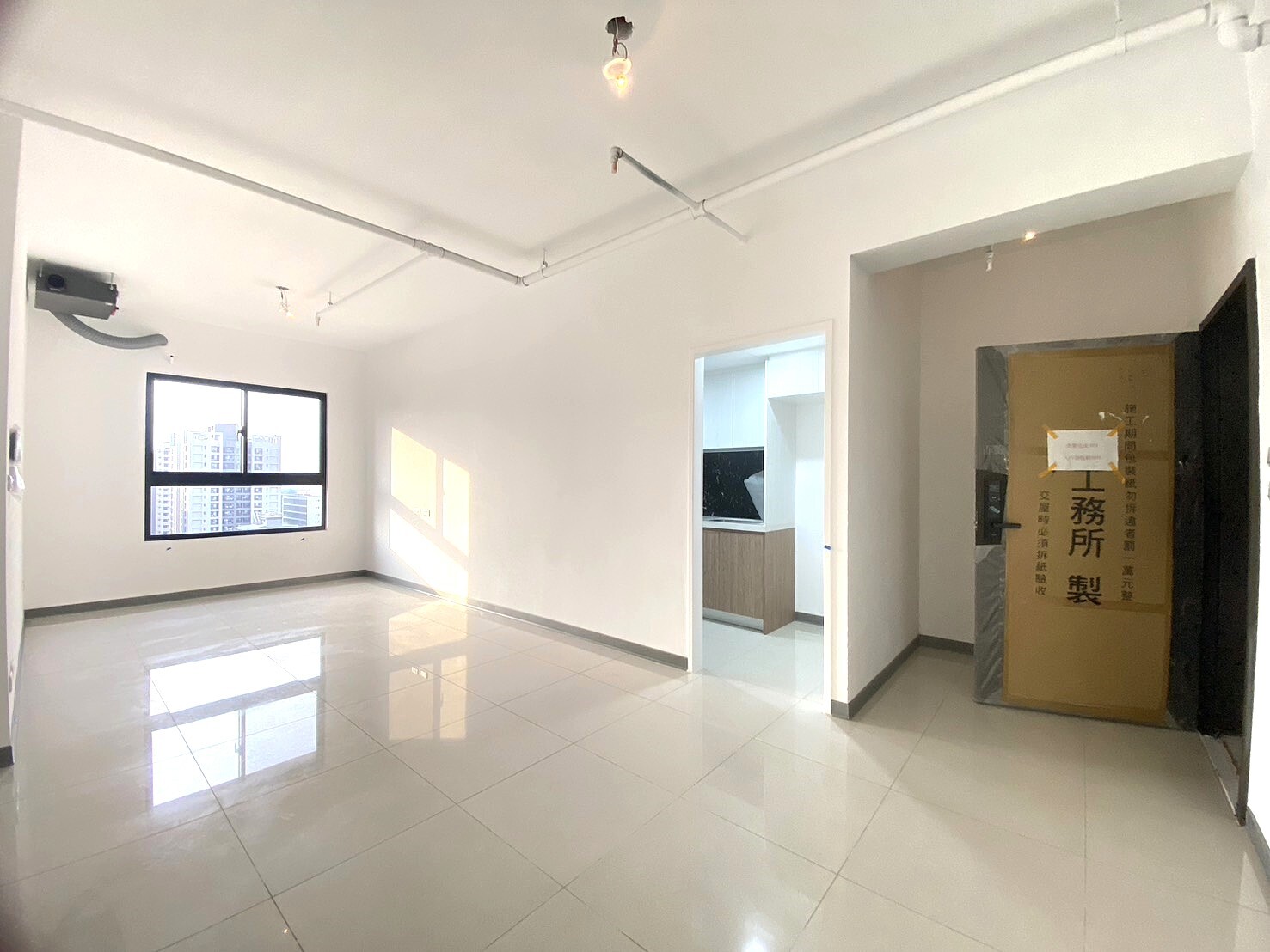 台中市梧棲區佳瓚大賀待售房屋