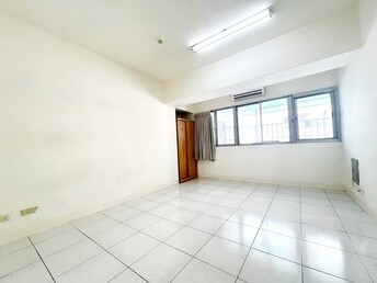 英雄樓待售房屋