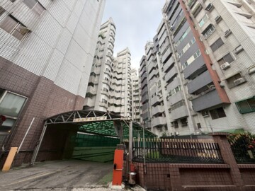 繁榮大學城待售房屋