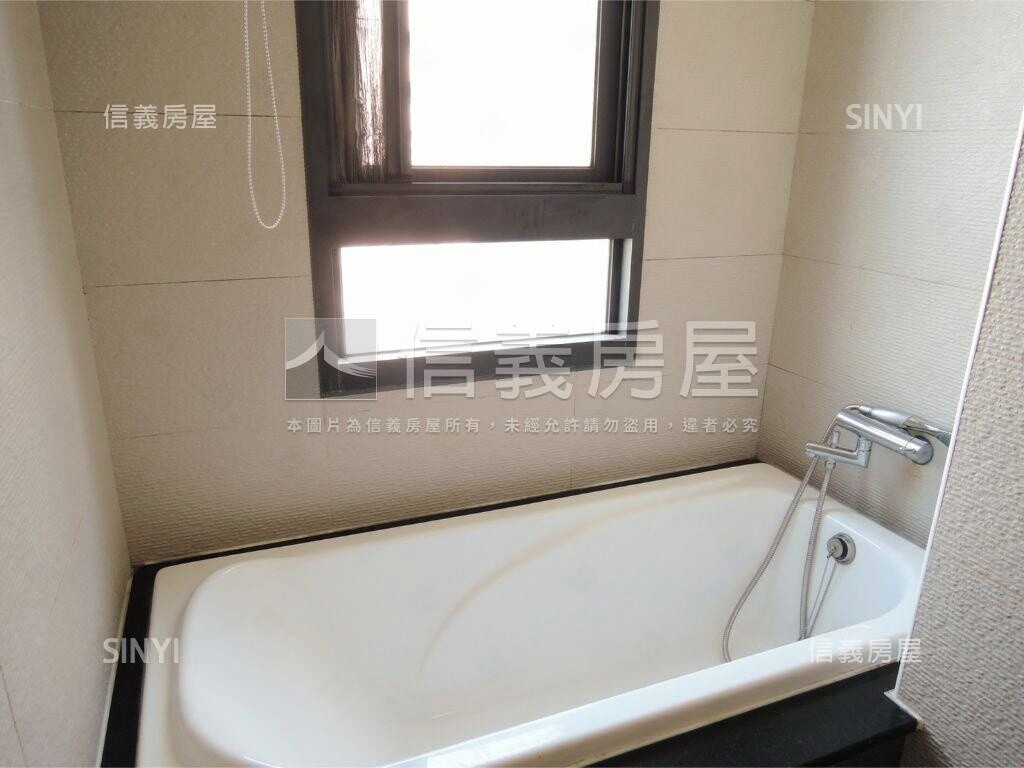樂屋_台中市西屯區中港首璽待售房屋 台中市西屯區中港首璽待售房屋