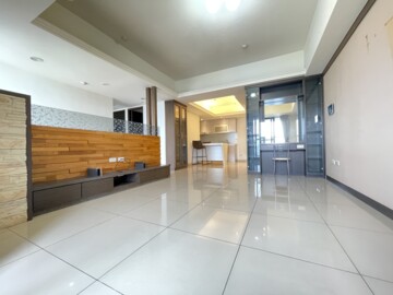 龍騰上河園大樓區待售房屋