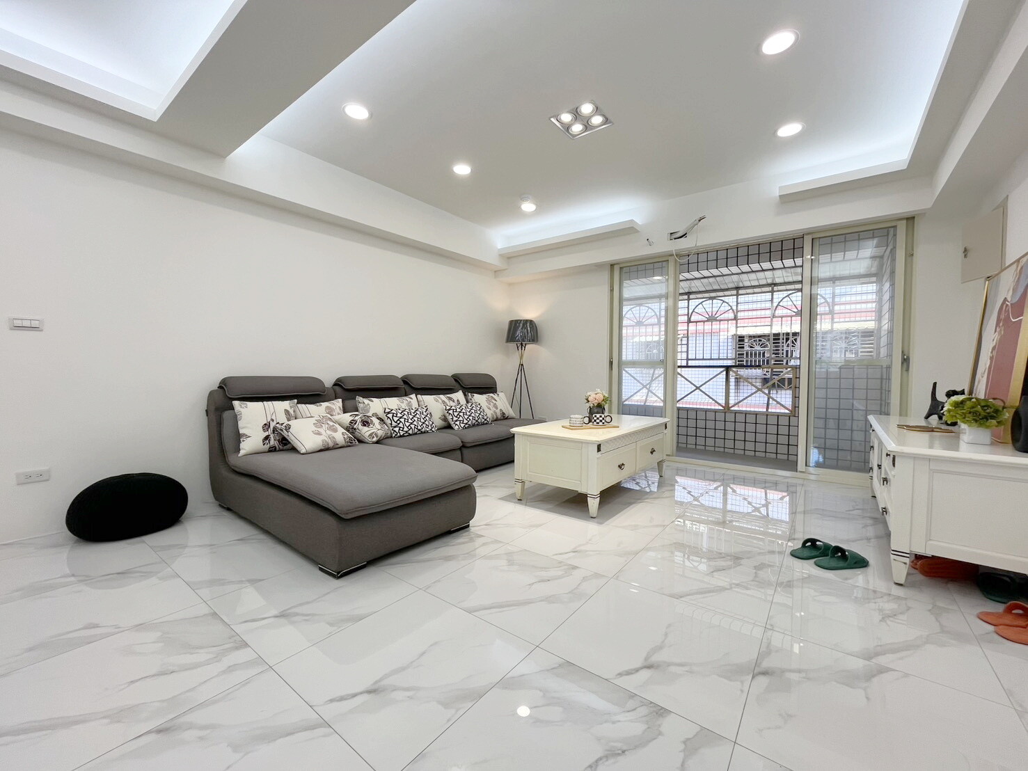 徐匯捷運明亮臻美電梯四房