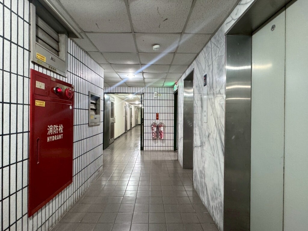 新北市新店區君臨大地待售房屋