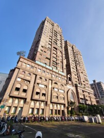 中正O8待售房屋