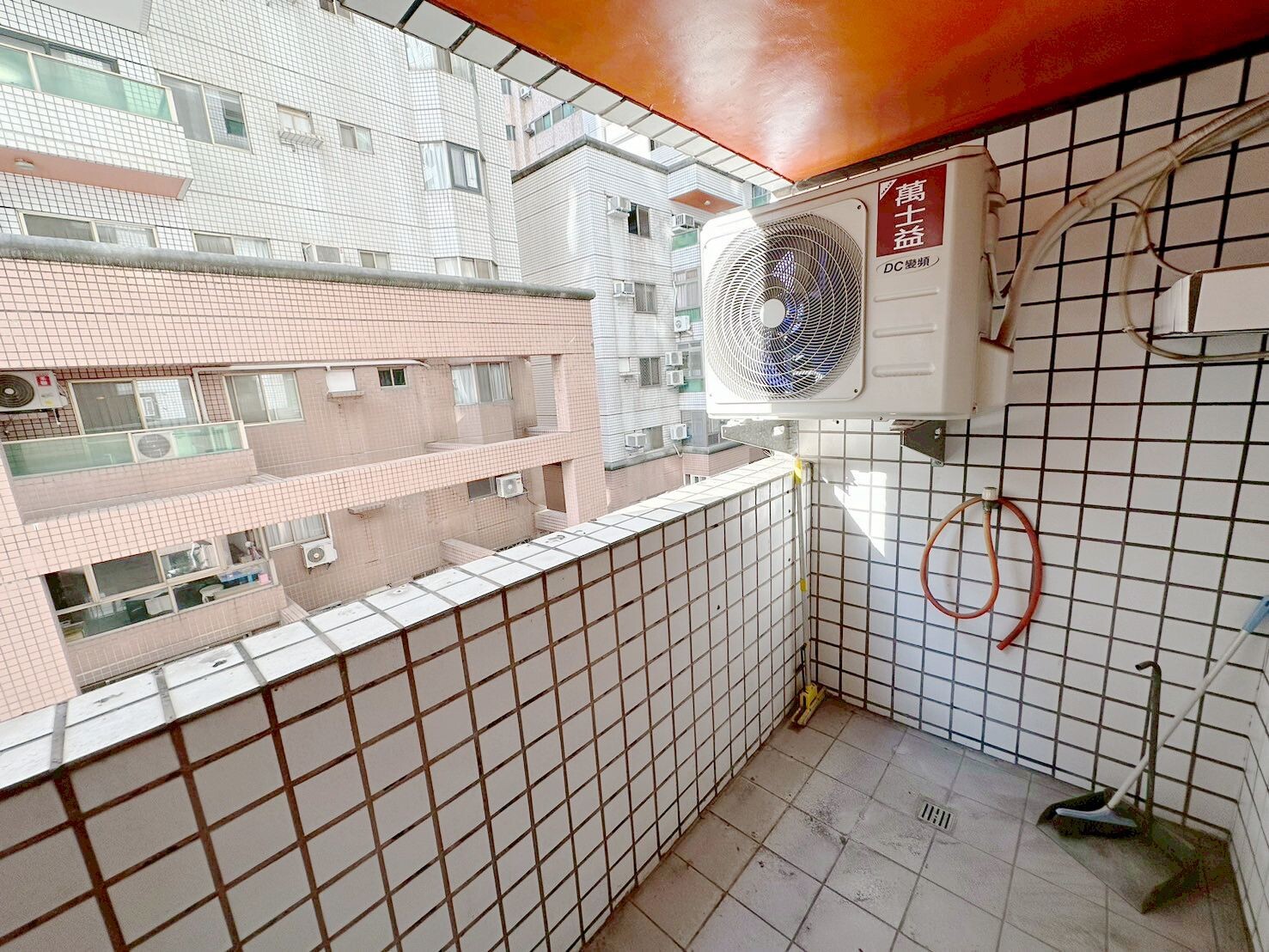 台中市南屯區國王與我待售房屋