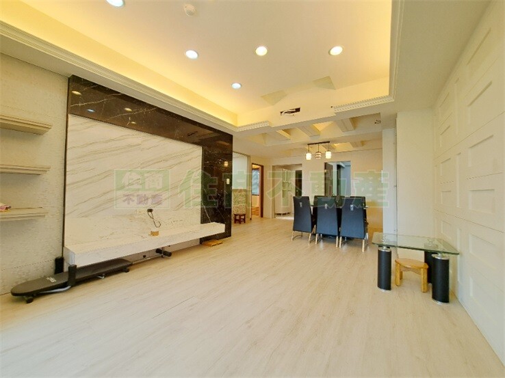 新北市淡水區海天(DEFG棟)待售房屋