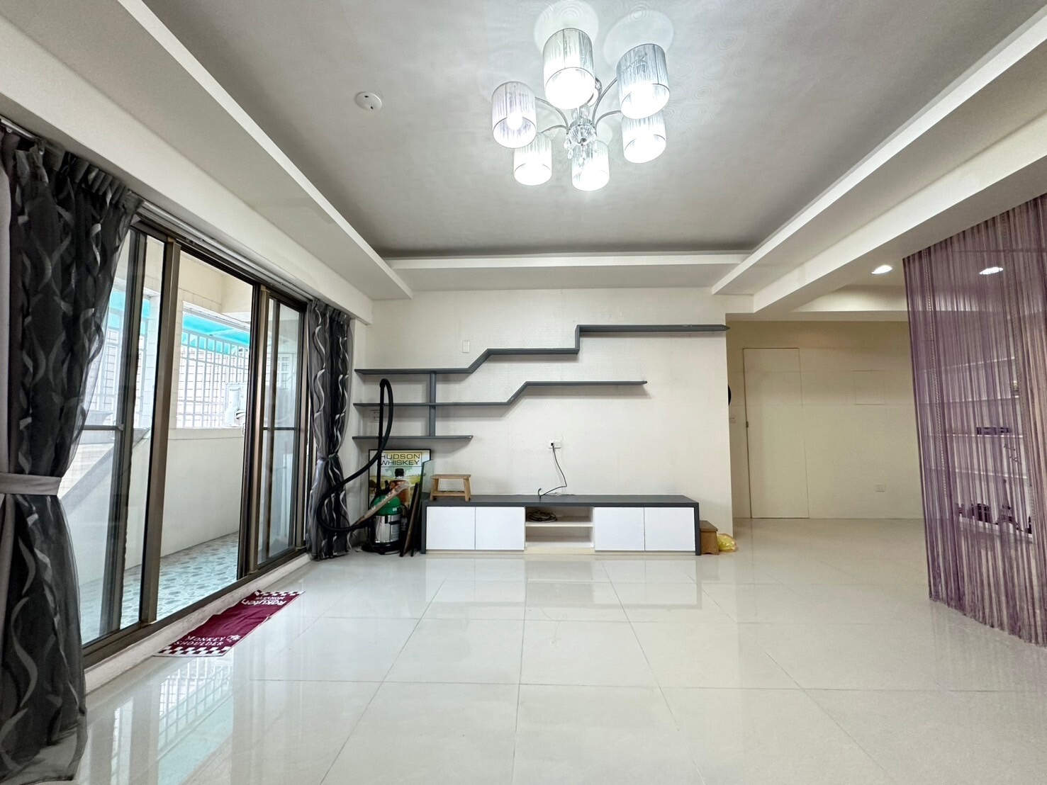 嘉義市西區巴黎大廈待售房屋