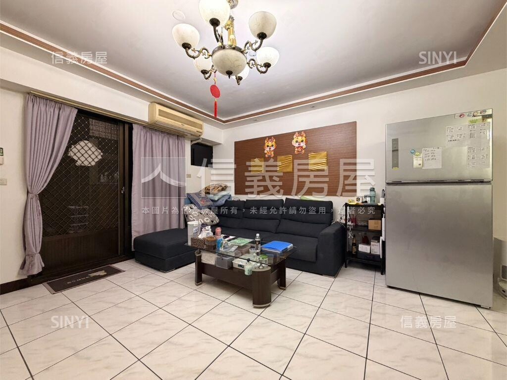 金鑽稀有陽台進出三房車位