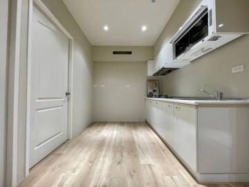 牛津世界待售房屋