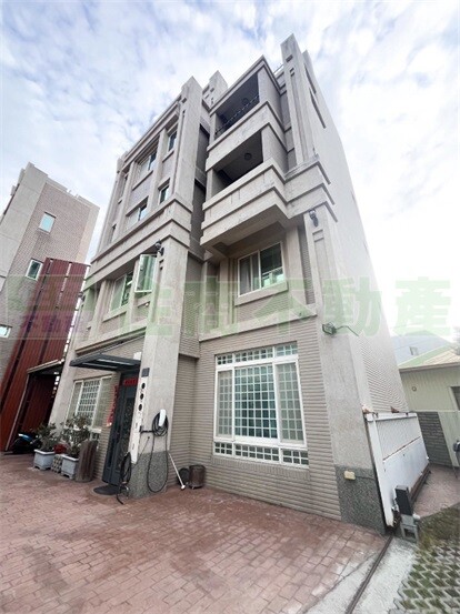 彰化南興獨棟電梯帝王豪墅