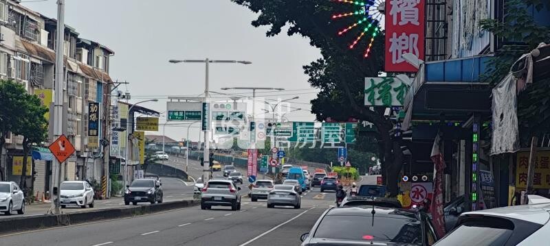 樂福集團-近文心南路方正建地