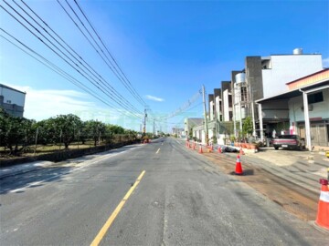 麻豆便宜195坪22米寬方正增值建地 思思推薦