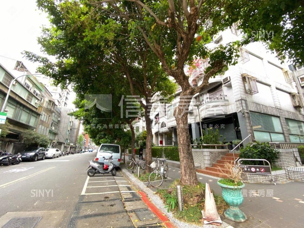 雙敦多功能店辦１樓