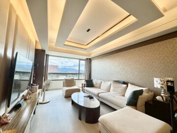 世界山莊待售房屋