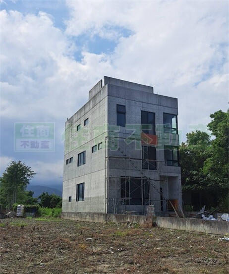 近光復國小清水模電梯農舍