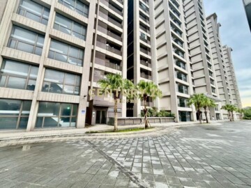 水岸雙出入口首選商辦/鳳凰水岸-21商仲 - Image 1