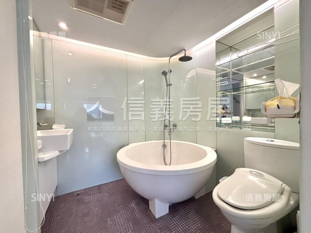 台北市信義區EAT國際館待售房屋
