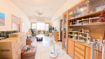 德安芳鄰待售房屋