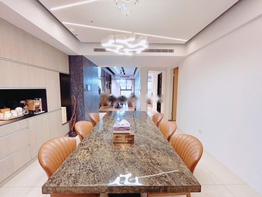 高雄市楠梓區楠梓瀚待售房屋