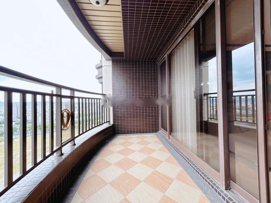 高雄市楠梓區楠梓瀚待售房屋