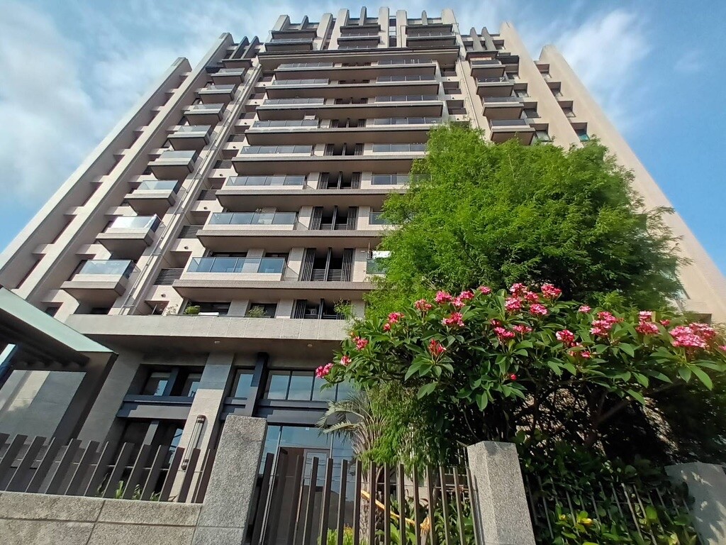樂屋_台中市烏日區富旺天藍待售房屋 台中市烏日區富旺天藍待售房屋