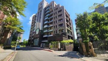 巴黎花園待售房屋